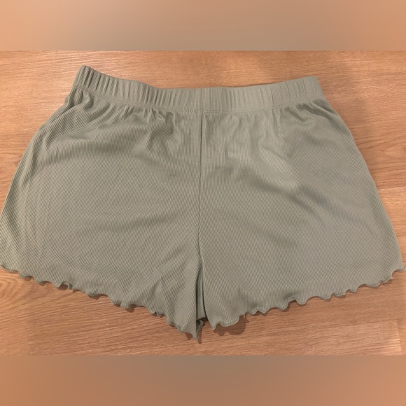Ladies Size Small Primark Sleep Shorts - Never been Worn Perfect condition - Picture 3 of 4